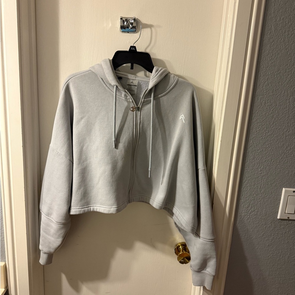 oner active cropped sweatshirt